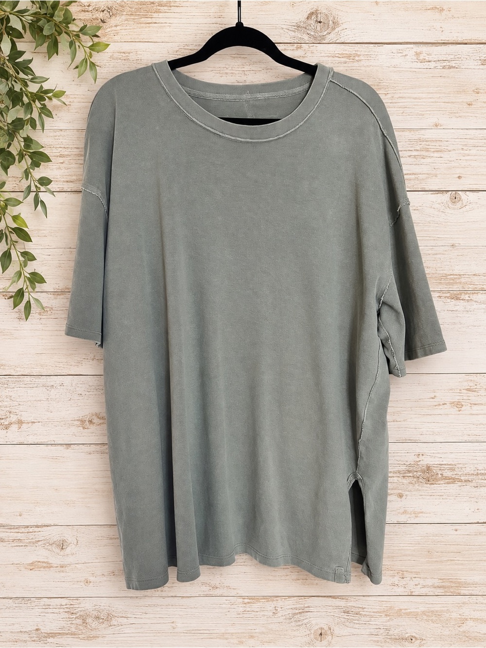 Free People We The Free Oversized Raw Edge T-Shirt Sage Green M